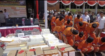 Polda Jatim Musnahkan Belasan Kilo Sabu dan Ribuan Ektasy