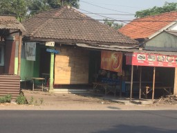 Esek Esek di Warkop Prambon Sidoarjo
