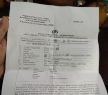 Dipicu Rasa Cemburu, Karyawan Wanita Cafe Dermaga Pukul Wanita