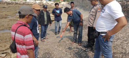 Warga Dusun Sangoleng Lesong Daja Batumarmar Geger Mayat dalam Sarung