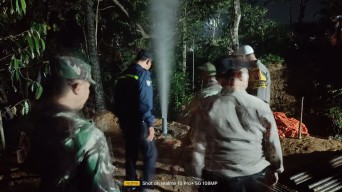 Warga Geger, Semburan Air Pengeboran Tanah Di Desa Kadur
