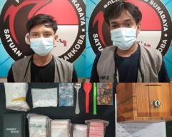 Ranjau di Masjid Agung, Dua Pria Jual Habis Ektasi