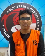 Satresnarkoba Polrestabes Tangkap Pria di Warkop Kebomas Gresik
