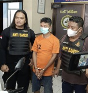 Bu Guru Sekolah Dasar jadi Korban Aplikasi Jodoh Omey