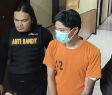 Polsek Tenggilis Bekuk Maling Modus Tamu Ketuk Pintu