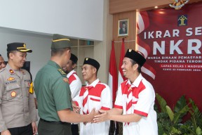 Tiga Narapidana Kasus Terorisme Ikrar Setia NKRI di Madiun