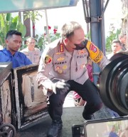 Dimusnahkan, Polrestabes Surabaya Bakar 40 Kilo Sabu dan Eksatasi 26 Ribu Jaringan Sumatra