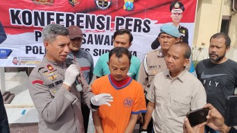 Emak Emak Ditusuk 5 Kali, Pelaku : Butuh Uang Anak Liburan