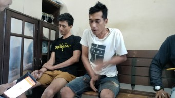 Usai Babak Belur Dihajar Warga, Dua Maling Digelandang ke Polsek Sukolilo