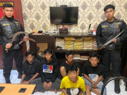 Polrestabes Surabaya Amankan Lima Gengster Bersajam asal Rungkut