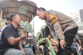 Tinggalkan Polrestabes, Brigjen Pol Pasma Titip Pesan Abang Becak Tetap Jaga Kamtibmas Kota Surabaya