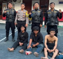 Remaja Gengster Surabaya Mafia Dibekuk Polisi, Bawa Sajam Hendak Tawuran