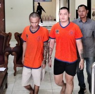 Beraksi Didepan Tunjungan Plaza, Dua Jambret Dibekuk Polsek Wiyung