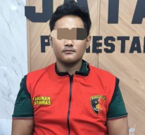 Pantau Jual Beli Motor di FB, Pria ini Malah Dibekuk Jatanras Polrestabes Surabaya