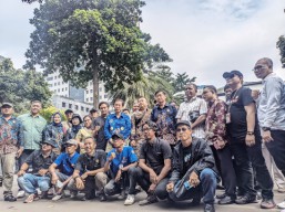 Hartanto Boechori: Bui Pelaku Illegal Logging. Rampas Kekayaannya Untuk Negara