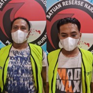 Dua Sekawan Mendekam di Polrestabes Surabaya, Kulakan 50 gram Sabu Dibagi Rata
