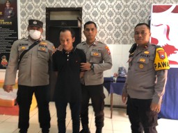 Dalam Kamar Hotel, Pelaku Penipuan Jual Beli Online Ditangkap Polsek Genteng