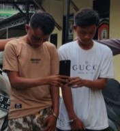 Dua Warga Camplong Sampang di Polsek Kenjeran, Pelaku Penipuan Modus COD