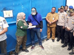 Gudang Sentoso Seal Akhirnya Disegel Pemkot Surabaya dan Polres Tanjung Perak