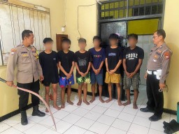 Enam Remaja Bawa Celurit Panjang Diamankan Polsek Kenjeran, Hendak Tawuran