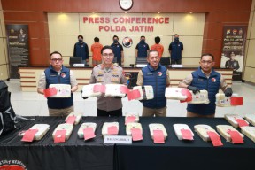 Sabu 21 Kilo Seharga 22 Milyar Diamankan di Polda Jatim