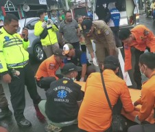 Perempuan asal Wonokromo Tewas Tertabrak pickup di Jalan Ciliwung Surabaya