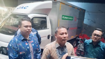 Kendaraan Listrik Utomo Deck Hadir di Surabaya, Siap Dukung Pemerintah Hemat BBM