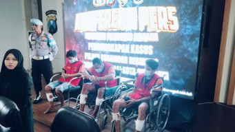 Kembali Ditembak Kaki, 3 Residivis Curi Motor yang Dibekuk Polrestabes Surabaya