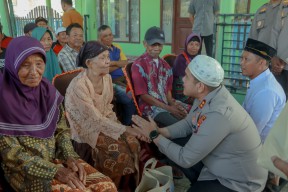 Jumat Berkah, Kapolres Blitar Hadir di Tengah masyarakat