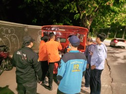 Bayi dengan Tali Pusar Ditemukan Tukang Kebersihan Graha ITS