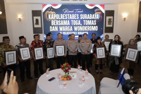 Jaga Aman Demo, Kapolsek Wonokromo, Masyarakat dan Tokoh Agama, Raih Penghargaan Kapolrestabes Surabaya 