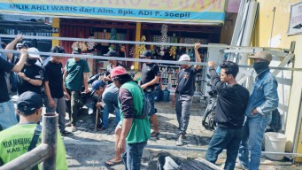Rumah di Jalan Pogot Surabaya yang jadi Warung Sembako, Disegel Mandiri Pemilik Sertifikat