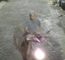Maling Motor di Dukuh Setro 8 Terekam CCTV, Korban Berharap Polsek Tambaksari Ungkap