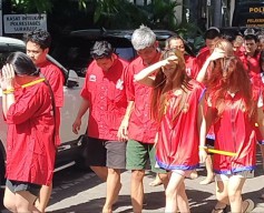Polrestabes Surabaya Amankan 44 WNA, Terlibat Jaringan TPPO dan Penipuan Online Internasional