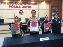 Polda Jatim Amankan Ayah Tiri di Surabaya, Diduga Cabuli Anak Kembar Selama Tiga Tahun