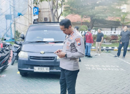Polsek Tenggilis Bekuk Pencuri Pickup di Surabaya, Palu Kunci Ganda Pedal