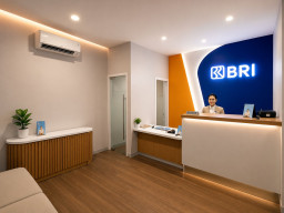 Buka Outlet Baru di Kawasan Pergudangan Safe & Lock, BRI Hadirkan Perbankan dengan Dukungan Bahasa Inggris dan Mandarin