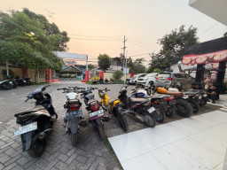 Polsek Gununganyar Sita Belasan Motor Tanpa Dokumen, Diduga Kendaraan Curian