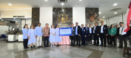 BRI Region 12 Surabaya Salurkan TJSL untuk Dukung Operasional Ambulans RKZ