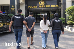 Dua Orang Ditangkap Polrestabes Surabaya di Peneleh, Klarifikasi: Jalani Rehabilitasi Bukan Dilepas 