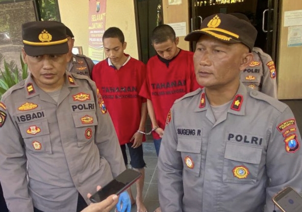 Kedua pelaku begal di Polsek Mulyorejo 