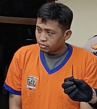 Pria di Surabaya yang menikah di Polsek Sukolilo 