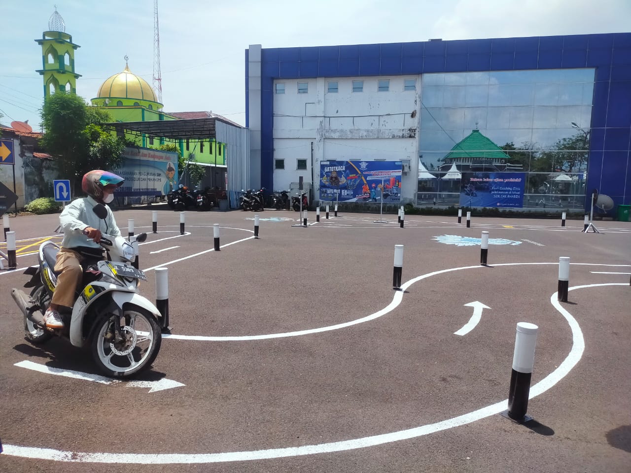 Ujian praktek SIM