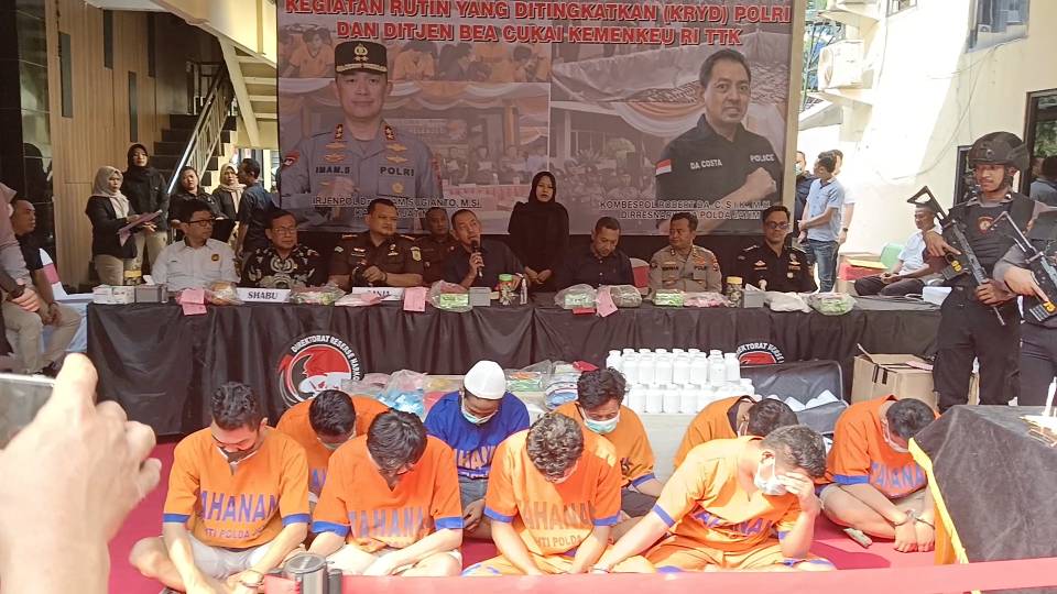 Pemusnahan narkotika di Polda Jatim