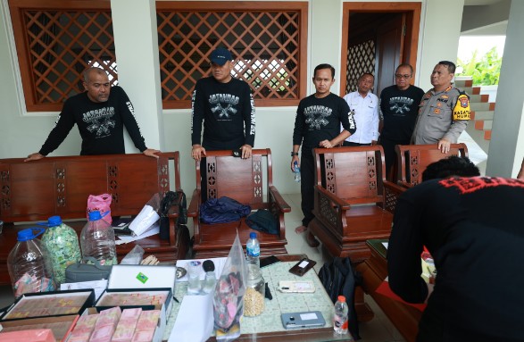 Barang bukti yang disita Polda Jatim