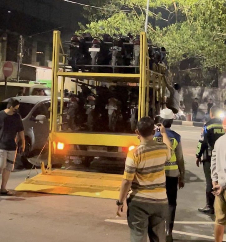 Satlantas Polrestabes Surabaya Kandangan puluhan kendaraan tidak sesuai spek