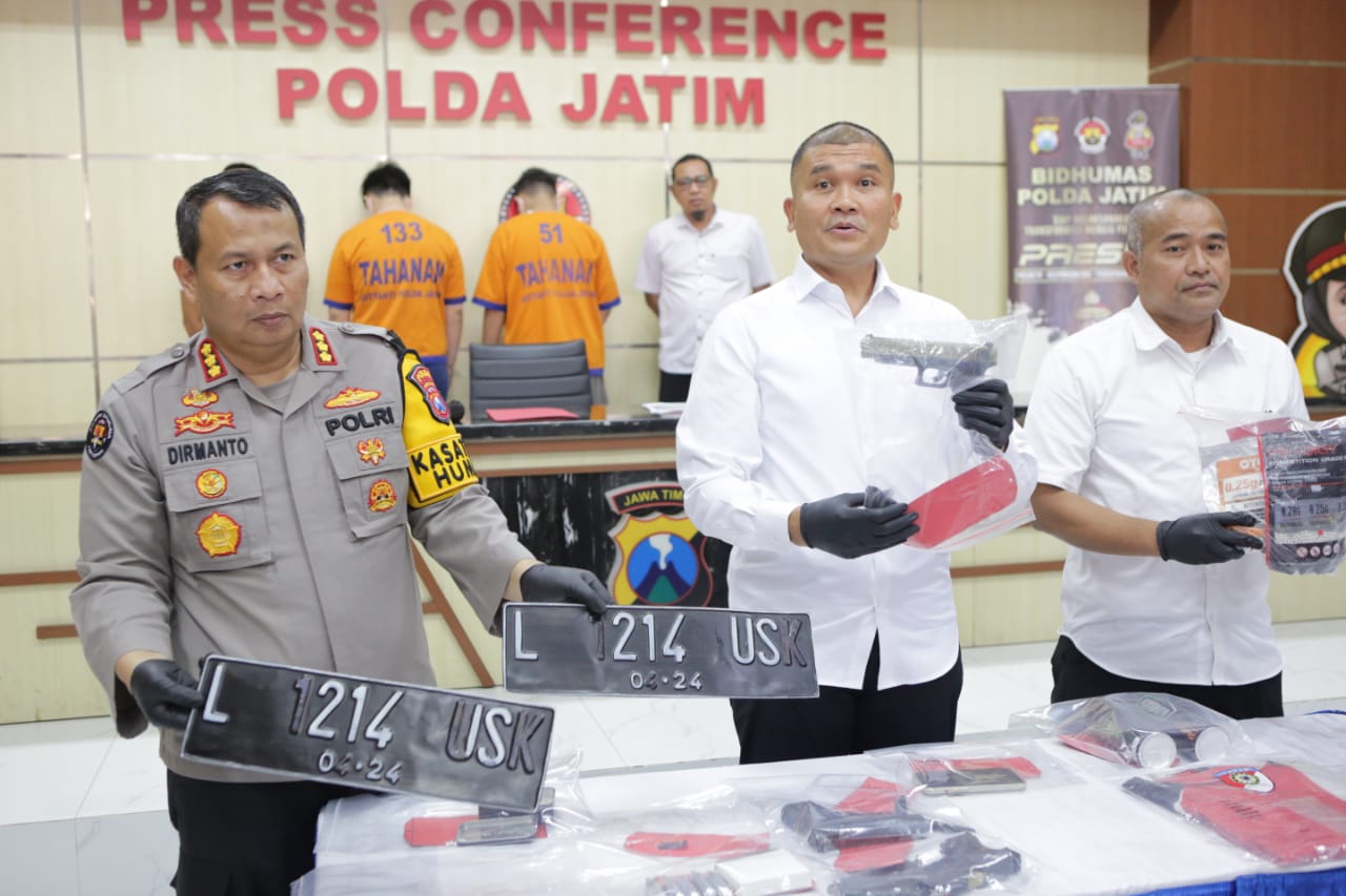 Kabidhumas Polda Jatim, Kombes Pol Dirmanto dan Kombes Pol Totok Direskrimum