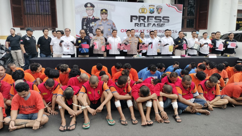 Ratusan pelaku kejahatan jalanan di Mapolrestabes Surabaya