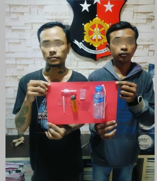 Dua pemakai sabu di Polsek Krembangan