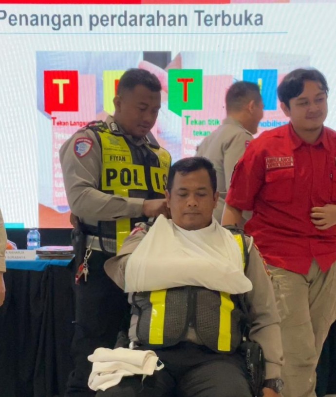 Gelar Latihan PPGD, Satlantas Polrestabes Surabaya Tingkatkan Penanganan Korban Kecelakaan